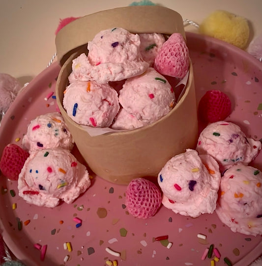 Mini Strawberry Ice Cream Scoops